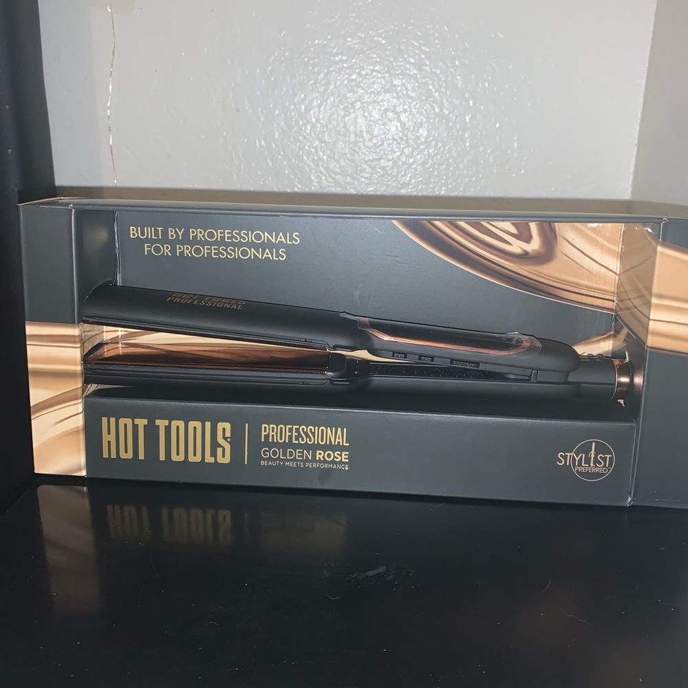 Hot tools Hair Straightner